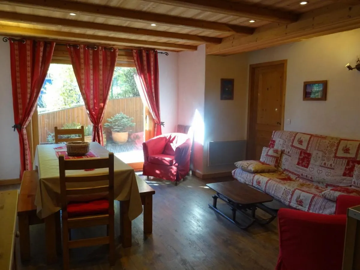 Charmant 3 Pieces Renove Avec Terrasse, 6 Pers., Bourg Saint Maurice - Fr-1-411-606